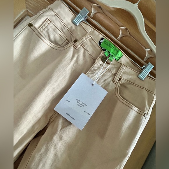 FP Sandrine Rose Jeans Sunflower Stretchy NWT Retail $198Size: 27 - Picture 4 of 7